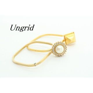 アングリッド(Ungrid)の【U416】Ungrid アングリッド アシメ ビジュー フープ ピアス(ピアス)