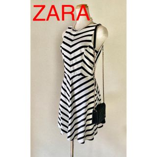 ザラ(ZARA)のZARA ワンピース　ドレス　ノースリーブ　ストライプ　ボーダー(ミニワンピース)