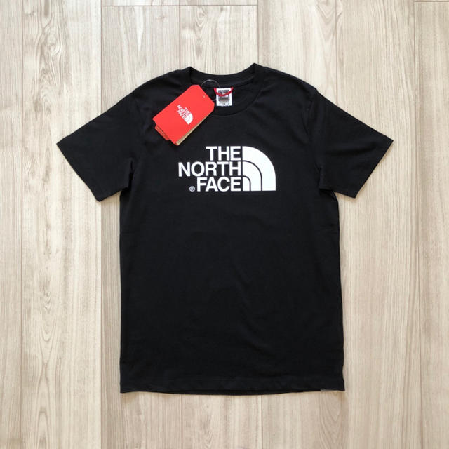 THE NORTH FACE(ザノースフェイス)のYURI様　専用　ノースフェイス　キッズ　ロゴTシャツ　ブラック　140cm キッズ/ベビー/マタニティのキッズ服男の子用(90cm~)(Tシャツ/カットソー)の商品写真