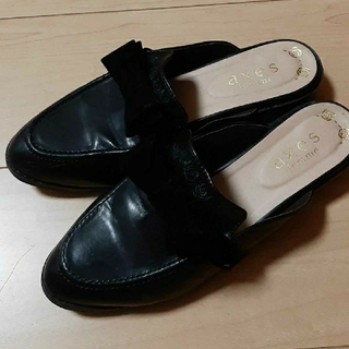 アクシーズファム(axes femme)の黒　サンダル風　靴(ハイヒール/パンプス)