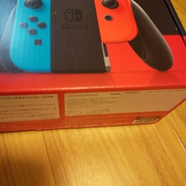 Nintendo Switch(ニンテンドースイッチ)のNintendo switch ネオン 新品 エンタメ/ホビーのゲームソフト/ゲーム機本体(家庭用ゲーム機本体)の商品写真