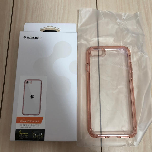 Spigen(シュピゲン)のSpigen iPhoneケース スマホ/家電/カメラのスマホアクセサリー(iPhoneケース)の商品写真