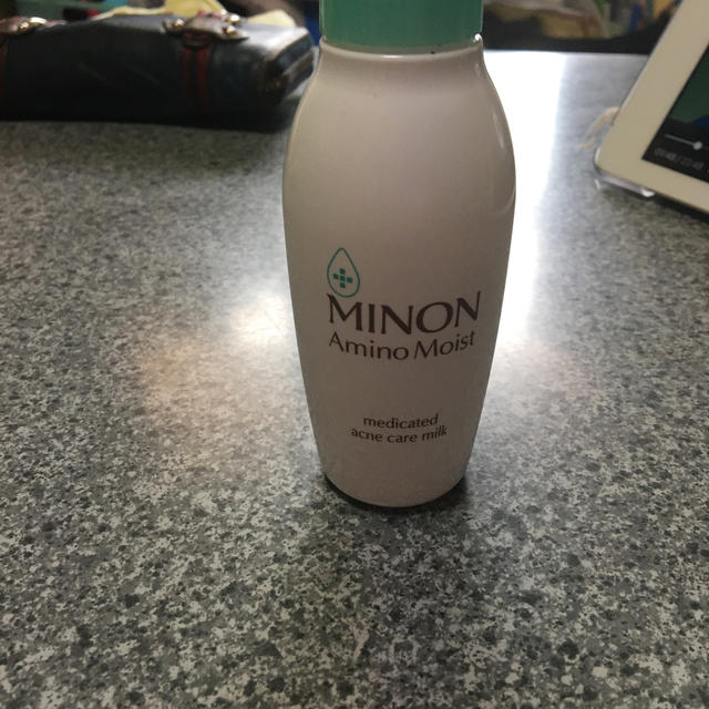 MINON(ミノン)のミノンアミノモイスト　薬用アクネケア　ミルク コスメ/美容のスキンケア/基礎化粧品(乳液/ミルク)の商品写真