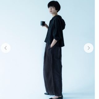 ネストローブ(nest Robe)の【美品】nestRobe デイリーズコーヒーブラックフーディ(パーカー)