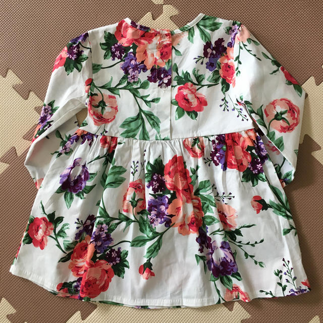 新品　長袖ワンピース100cm キッズ/ベビー/マタニティのキッズ服女の子用(90cm~)(ワンピース)の商品写真