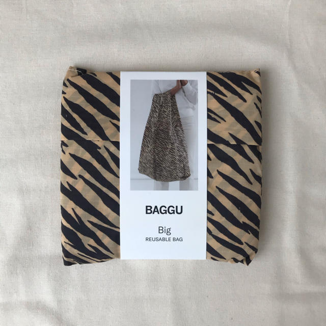 BAGGU タイガーストライプ　big エコバッグ