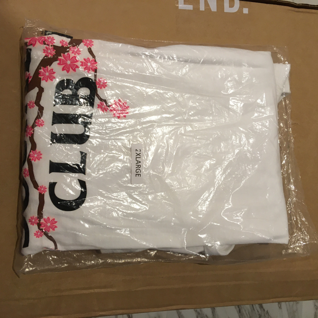 送料込み ASSC Cherry Blossum White XXL 2XL メンズのトップス(Tシャツ/カットソー(半袖/袖なし))の商品写真