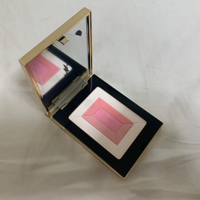 Yves Saint Laurent Beaute(イヴサンローランボーテ)の【美品】YSL フェイスパレット シマーラッシュ コスメ/美容のベースメイク/化粧品(フェイスパウダー)の商品写真