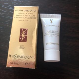 イヴサンローランボーテ(Yves Saint Laurent Beaute)のタン　リプレイター　セラム(ファンデーション)