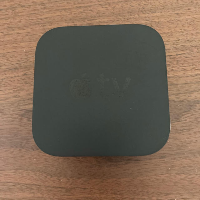 Apple(アップル)のApple TV 第四世代　32G スマホ/家電/カメラのテレビ/映像機器(映像用ケーブル)の商品写真