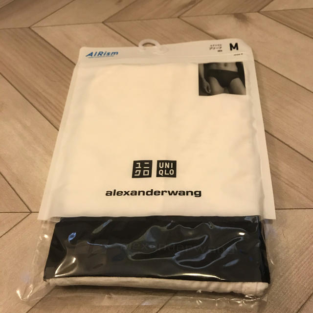 UNIQLO(ユニクロ)のUNIQLO×Alexander Wang エアリズム ブリーフ オフホワイト メンズのアンダーウェア(その他)の商品写真