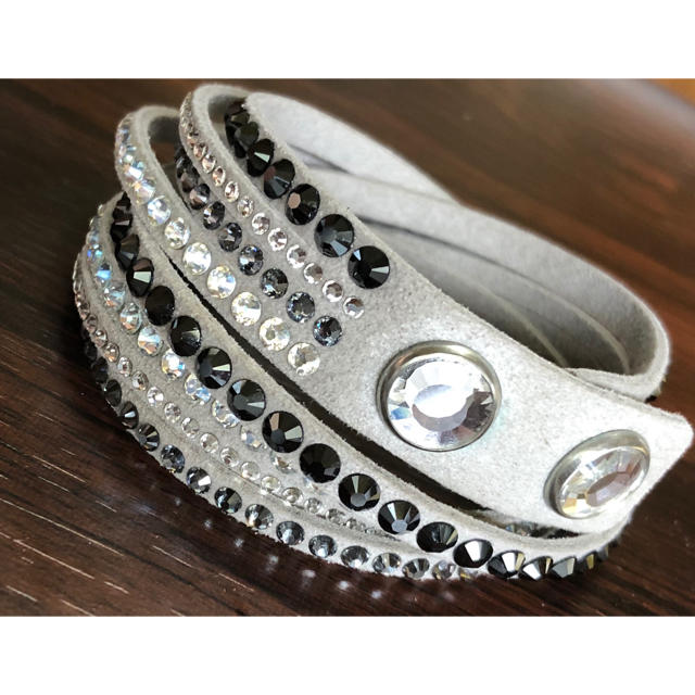 SWAROVSKI(スワロフスキー)の【美品】スワロフスキー  ブレスレット&チョーカー レディースのアクセサリー(ブレスレット/バングル)の商品写真