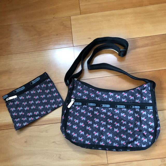 LeSportsac(レスポートサック)のLeSpoRTSAC ショルダーバック レディースのバッグ(ショルダーバッグ)の商品写真