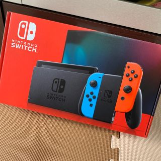 Nintendo Switch JOY-CON(L) ネオンブルー/(R) ネオ(家庭用ゲーム機本体)