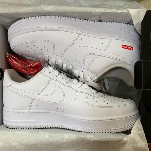 supreme NIKE Air Force 1 Lowスニーカー