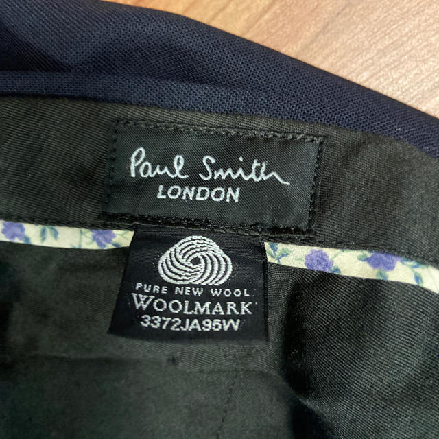 Paul Smith(ポールスミス)のポールスミスの夏用のパンツです。 メンズのパンツ(スラックス)の商品写真