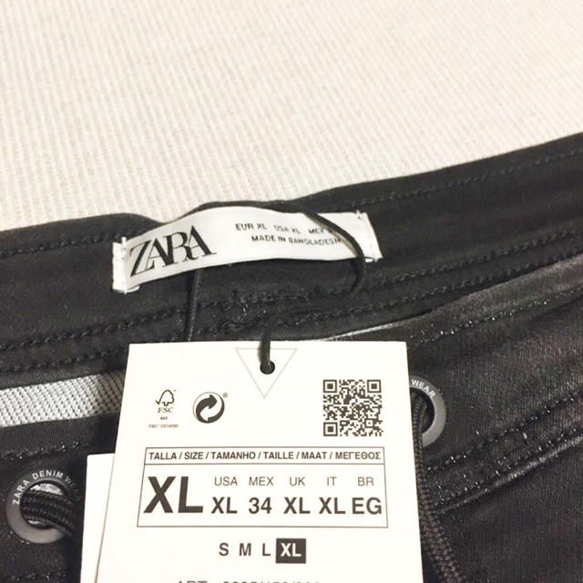 ZARA(ザラ)の新品 伸縮性抜群 ZARA MAN スウェットデニム ショートパンツ XL 34 メンズのパンツ(ショートパンツ)の商品写真