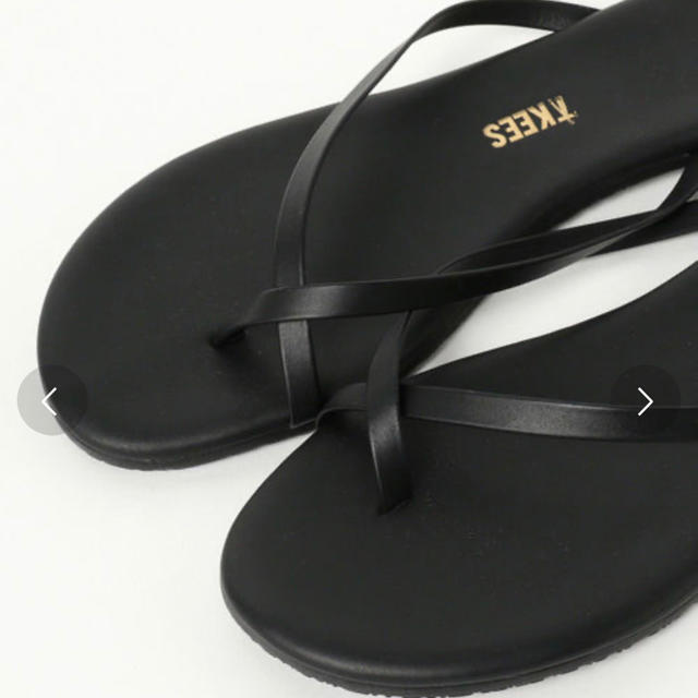 Demi-Luxe BEAMS(デミルクスビームス)ののぞみ様専用　新品　TKEES  サンダル　黒　38 24〜24.5cm レディースの靴/シューズ(サンダル)の商品写真