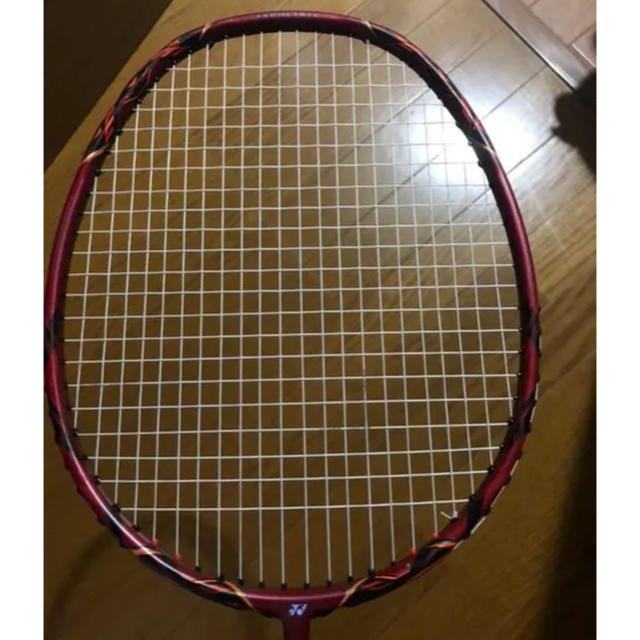 YONEX(ヨネックス)のボルトリック80e-tune 美品 スポーツ/アウトドアのスポーツ/アウトドア その他(バドミントン)の商品写真