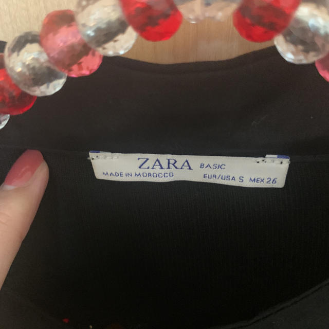 ZARA(ザラ)のZARA 半袖トップス　ブラック レディースのトップス(Tシャツ(半袖/袖なし))の商品写真