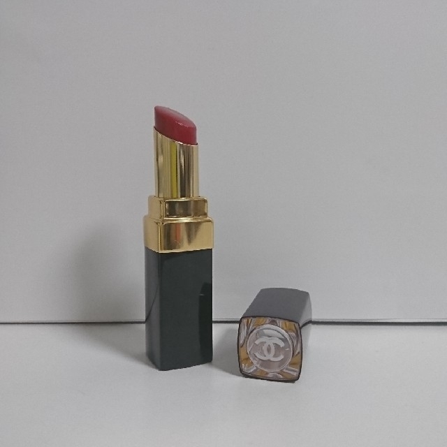 CHANEL(シャネル)のCHANEL ROUGE COCO FLASH AMOUR コスメ/美容のベースメイク/化粧品(口紅)の商品写真