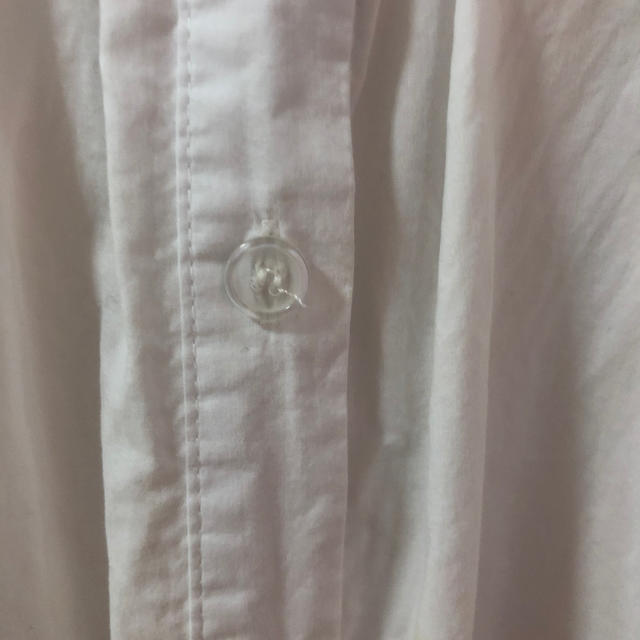 merlot(メルロー)のmerlot コットンフラワー刺繍襟シャツ レディースのトップス(シャツ/ブラウス(長袖/七分))の商品写真