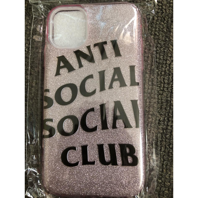 ANTI(アンチ)のANTI SOCIAL SOCIAL CLUB iPhoneケース スマホ/家電/カメラのスマホアクセサリー(iPhoneケース)の商品写真