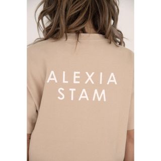 アリシアスタン(ALEXIA STAM)のALEXIA STAM ロゴプリントTシャツ モカ(Tシャツ(半袖/袖なし))