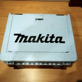 マキタ(Makita)のマキタ　インパクトドライバー(工具/メンテナンス)