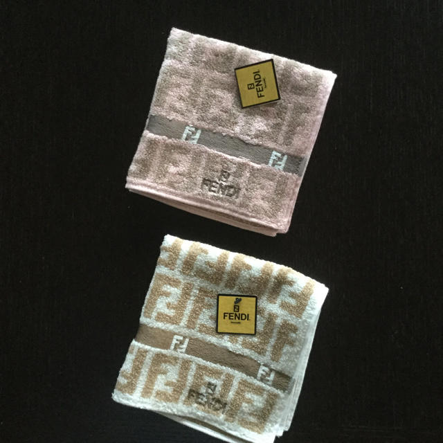 FENDI   絹／綿　タオルハンカチ　2枚セット