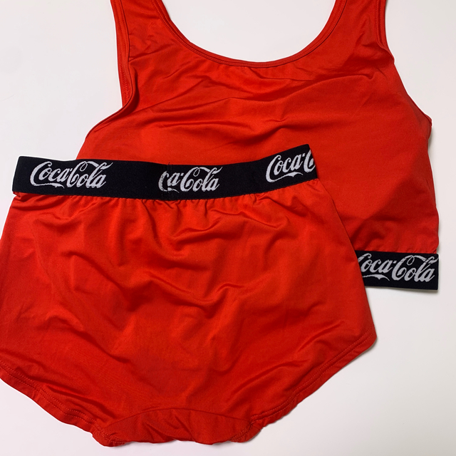 スポーツブラ セット L コカ・コーラ レディースの下着/アンダーウェア(ブラ&ショーツセット)の商品写真