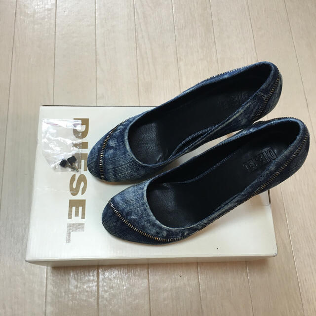 DIESEL(ディーゼル)のDIESEL デニム パンプス ヒール レディースの靴/シューズ(ハイヒール/パンプス)の商品写真