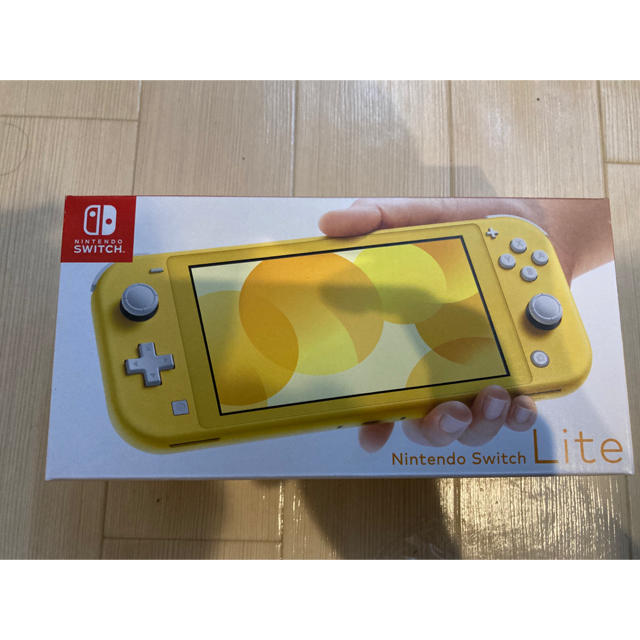 Nintendo Switch(ニンテンドースイッチ)のニンテンドー スイッチライト Switch Lite 任天堂 本体 エンタメ/ホビーのゲームソフト/ゲーム機本体(家庭用ゲーム機本体)の商品写真