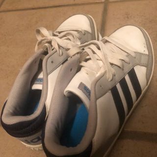 アディダス(adidas)のadidas スニーカー(スニーカー)