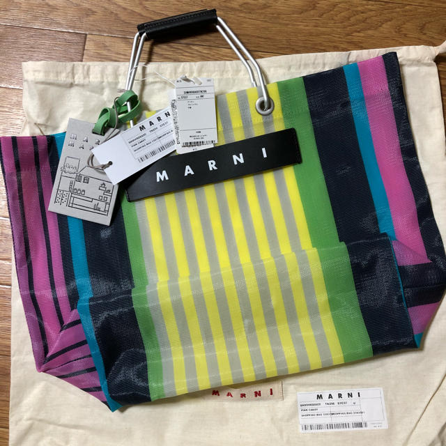 Marni(マルニ)の新品　MARNI FLOWER CAFEストライプバック　ピンクキャンディ レディースのバッグ(トートバッグ)の商品写真