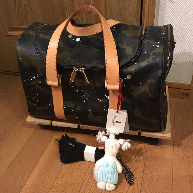 ジャンティバンティ 限定マルチバッグ タグ付き極美品 ジャンティバンティ 限定マルチバッグ タグ付き極美品