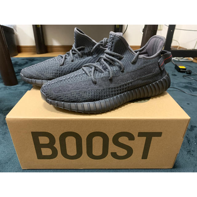 YEEZY BOOST V2 ブラック靴/シューズ