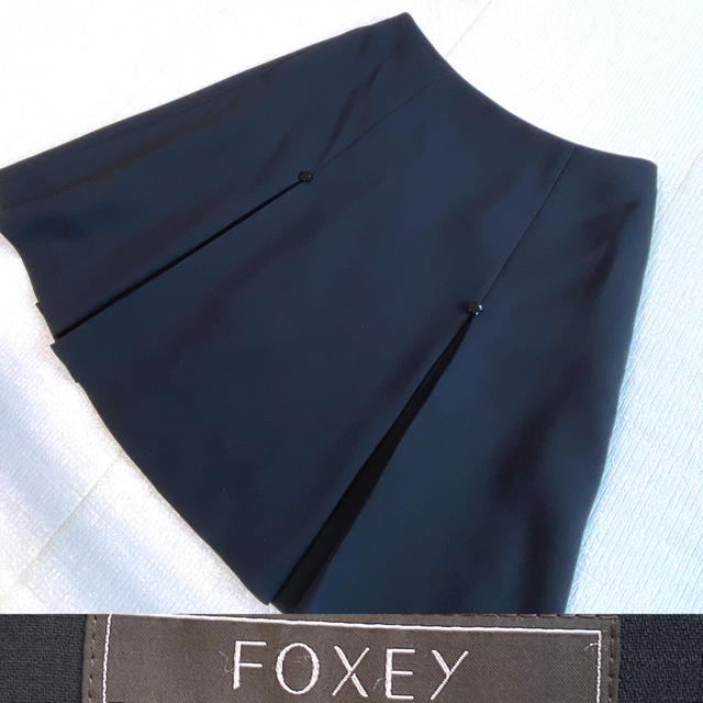 FOXEY(フォクシー)の専用♡お取り置き 2点セット 〜7/28 レディースのスカート(ひざ丈スカート)の商品写真