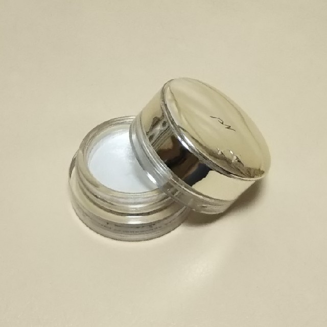 SHISEIDO (資生堂)(シセイドウ)のめるも様専用、資生堂クリ―ムアイシャドー WT901 コスメ/美容のベースメイク/化粧品(アイシャドウ)の商品写真