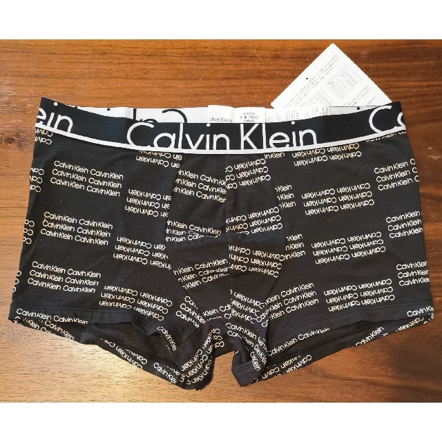 Calvin Klein(カルバンクライン)のカルバンクライン　新品　メンズ　ボクサーパンツ(ブラックロゴS) メンズのアンダーウェア(ボクサーパンツ)の商品写真