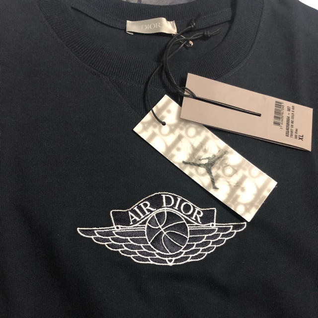 Christian Dior(クリスチャンディオール)のAir DIOR   tシャツ  XL    希少　期間限定 メンズのトップス(Tシャツ/カットソー(半袖/袖なし))の商品写真