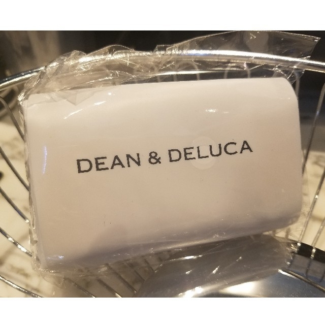 DEAN & DELUCA(ディーンアンドデルーカ)の【ホワイト】 DEAN&DELUCA ミニマムエコバッグ ゆうパケット発送 ① レディースのバッグ(エコバッグ)の商品写真