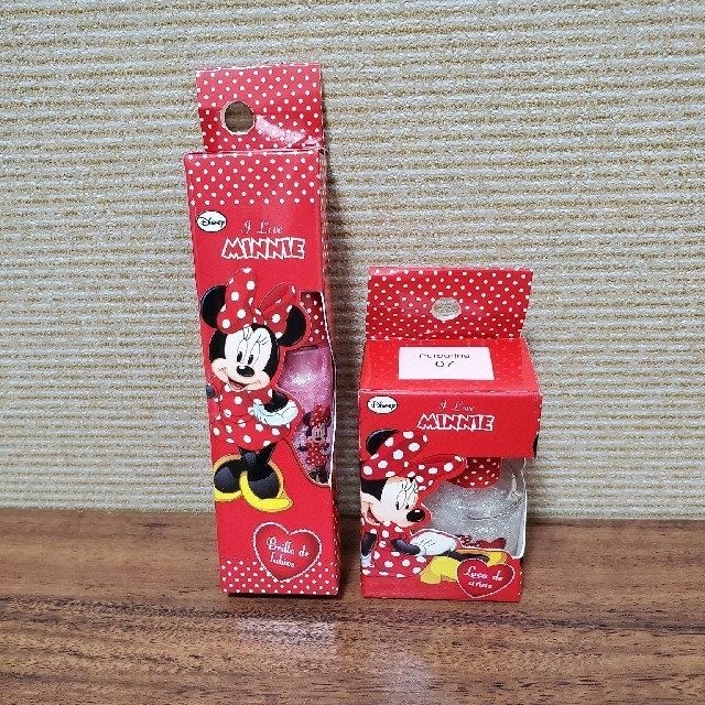 Disney(ディズニー)の新品　未使用　ミニーちゃん　グロス　ネイル コスメ/美容のベースメイク/化粧品(リップグロス)の商品写真