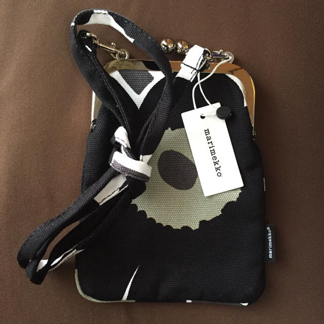 marimekko(マリメッコ)のウニッコ柄 ショルダーバック ブラック レディースのバッグ(ショルダーバッグ)の商品写真