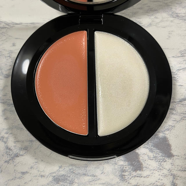 BOBBI BROWN - BOBBI BROWN ブラッシュ&グロウデュオの通販 by sa'shop ...