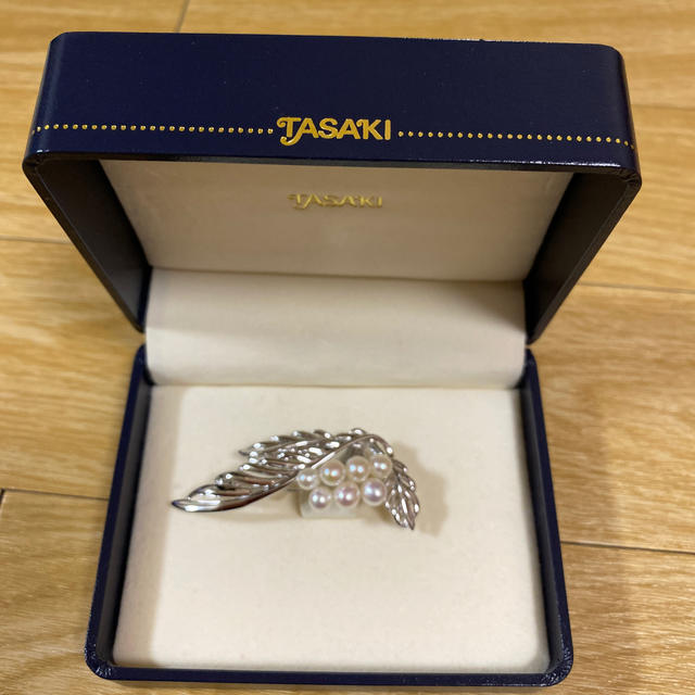 TASAKI(タサキ)のパールブローチ（TASAKI） レディースのアクセサリー(ブローチ/コサージュ)の商品写真