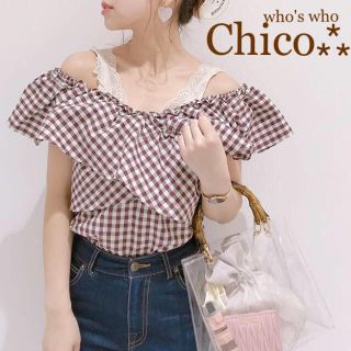 フーズフーチコ(who's who Chico)の新品🥝タグ¥6372【Chico】ギンガムチェック オフショル フリルブラウス(シャツ/ブラウス(半袖/袖なし))