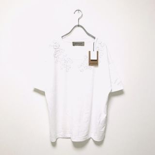 ドゥロワー(Drawer)の新品 滝沢眞規子着 シークレットクローゼット フラワーモチーフ ビッグ Tシャツ(Tシャツ(半袖/袖なし))