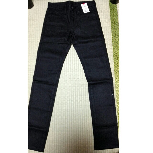 UNIQLO(ユニクロ)のミラクルエアースキニーフィットジーンズ メンズのパンツ(デニム/ジーンズ)の商品写真