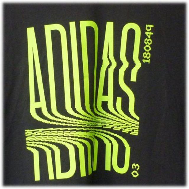 adidas(アディダス)の新品O（XL）★アディダス黒グラフィックTシャツ adidas メンズのトップス(Tシャツ/カットソー(半袖/袖なし))の商品写真
